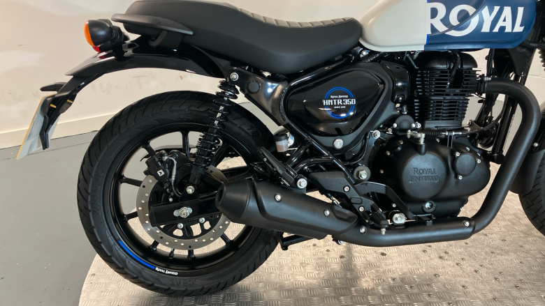 Royal Enfield Hntr 350 Rebel Red (23MY)